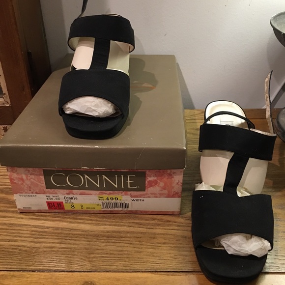 🛍3/$25🛍 NIB CONNIE BLACK HEELS - Picture 2 of 7